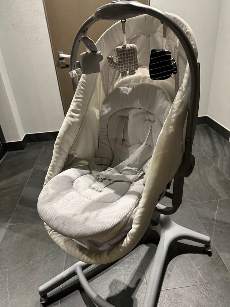 Детская кроватка-люлька Chicco Baby Hug Pro 4 в 1.