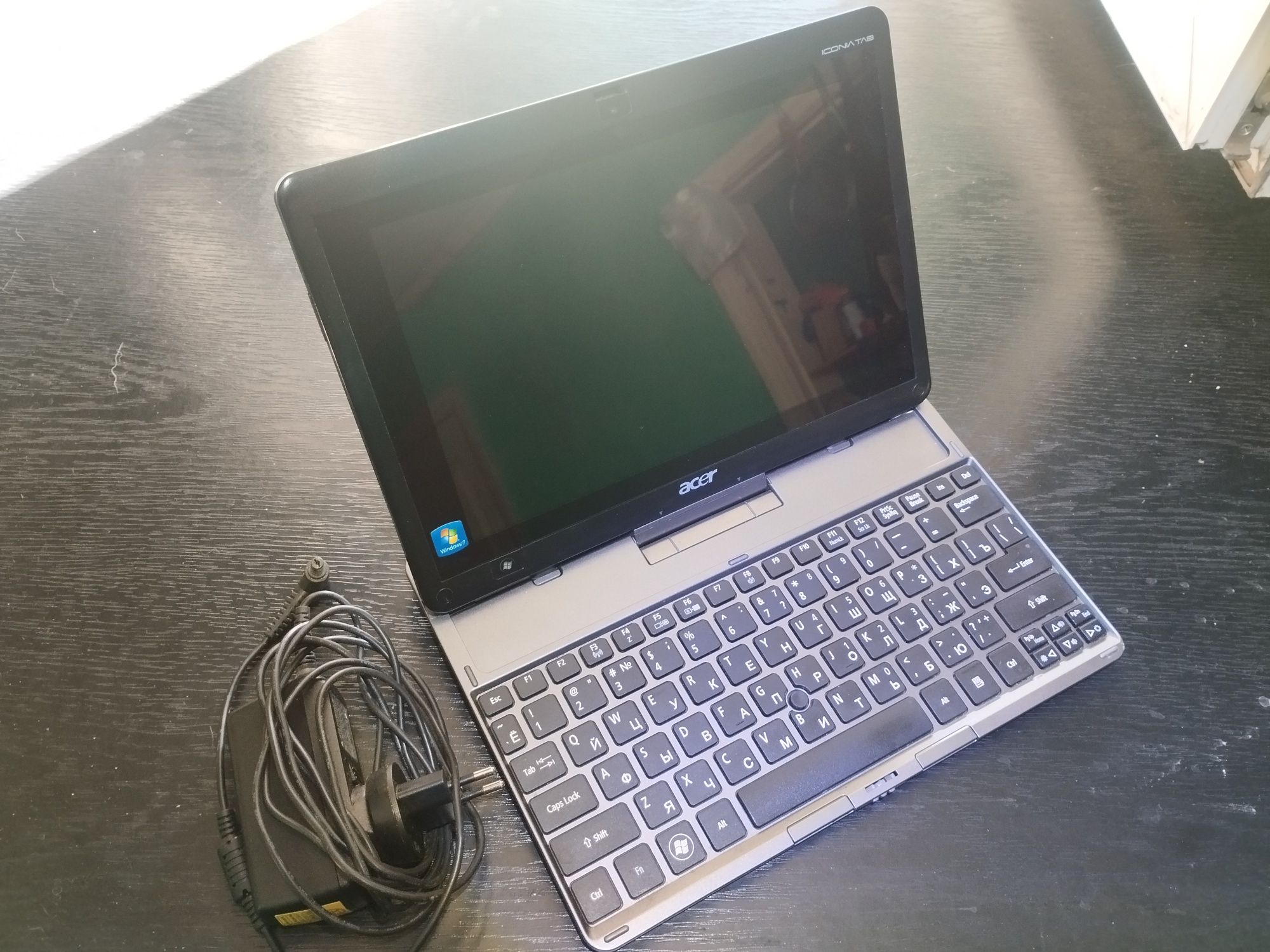 Acer w500+докстанция