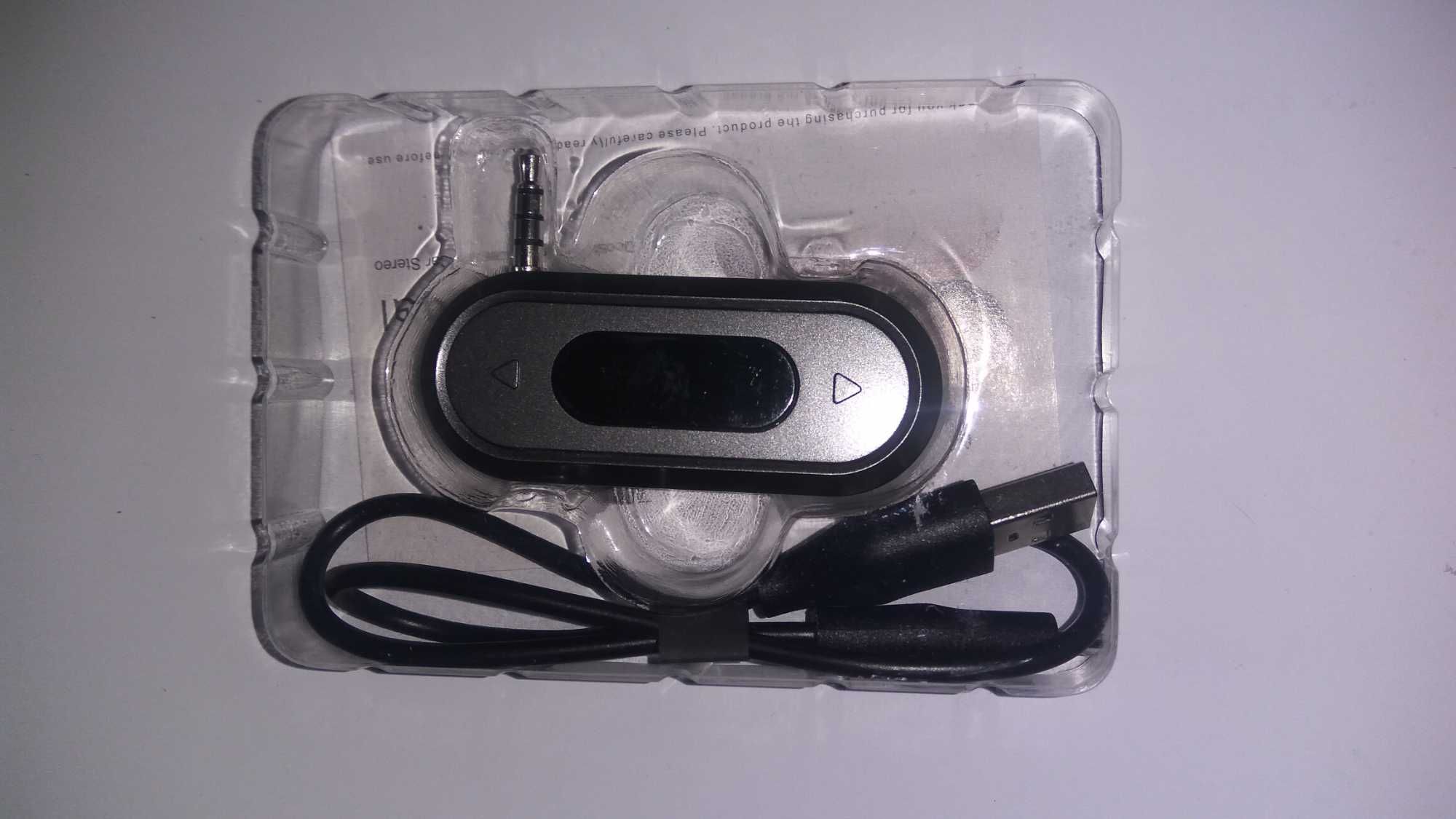Автомобільний FM-модулятор Bluetooth fm трансмітер Doosl DSER107