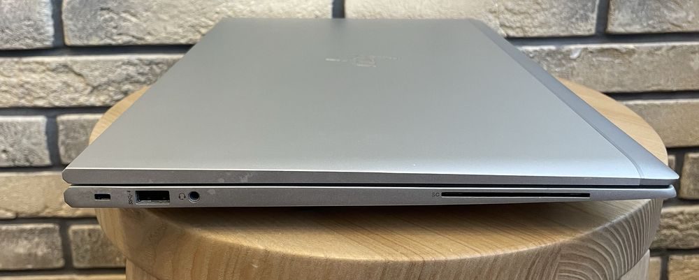 Ноутбук HP 850g7 i7-10610U SSD 512 ram 32