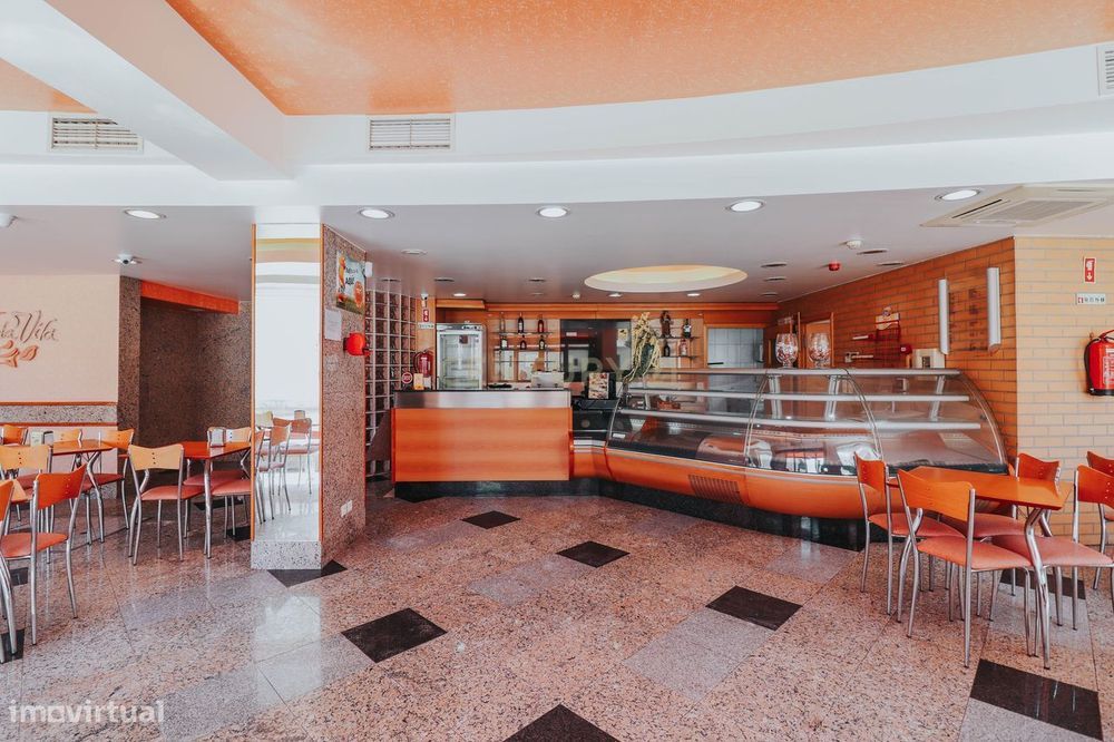 Negócio em Funcionamento – Pastelaria, Padaria e Restaurante Totalment