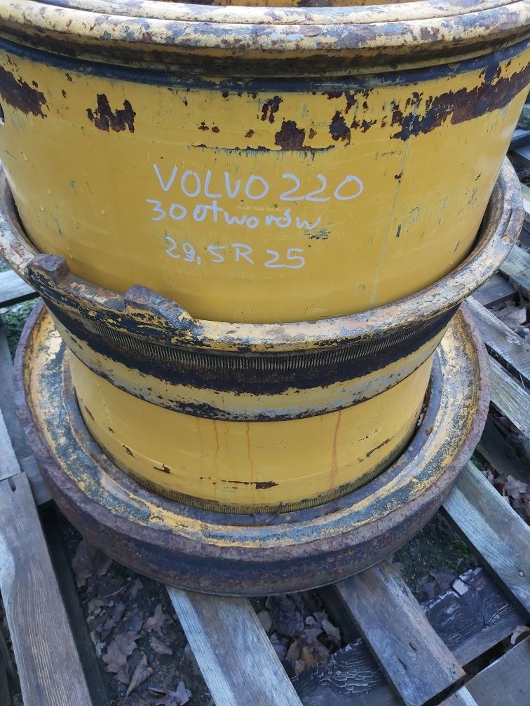 Felga R25, 30 otworów, ładowarka volvo l220 - części