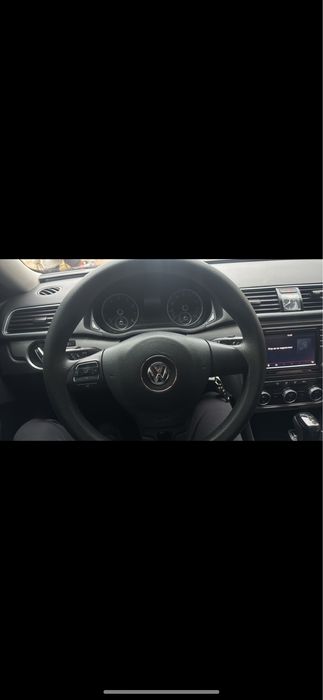 Продам руль фольцваген пассат б7