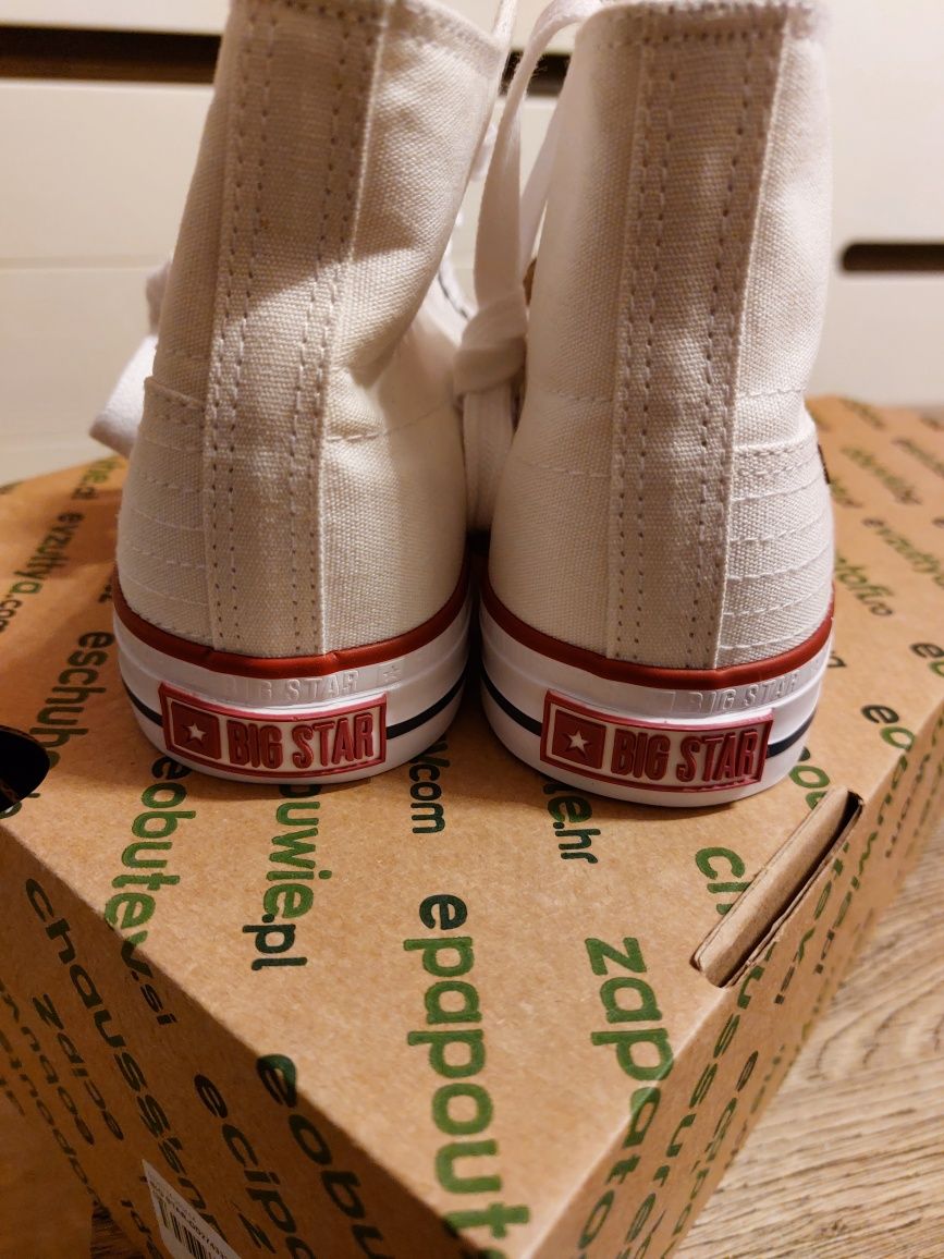 Buty trampki damskie