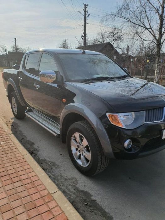 Авторозбірка кузов капот фара фонарь двері бампер Мітсубісі Л200 шрот