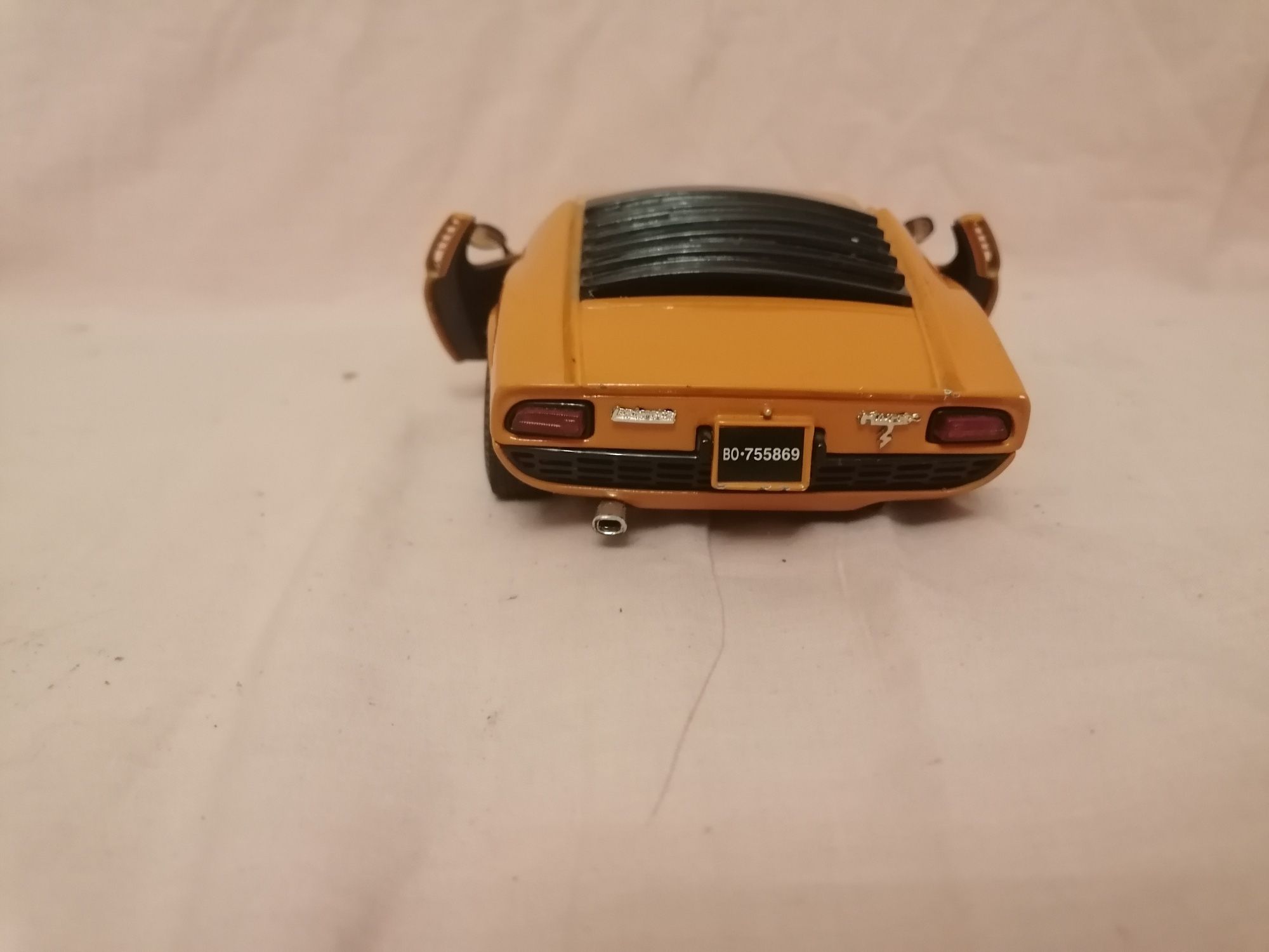 Lamborgini miura 1/18