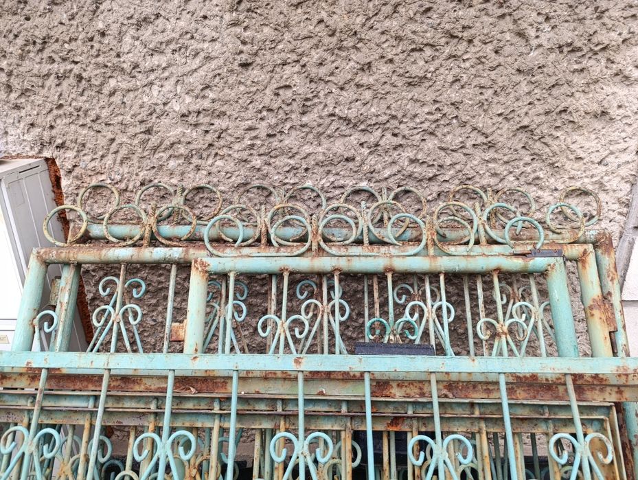 Stare ogrodzenie PRL + brama i furtka