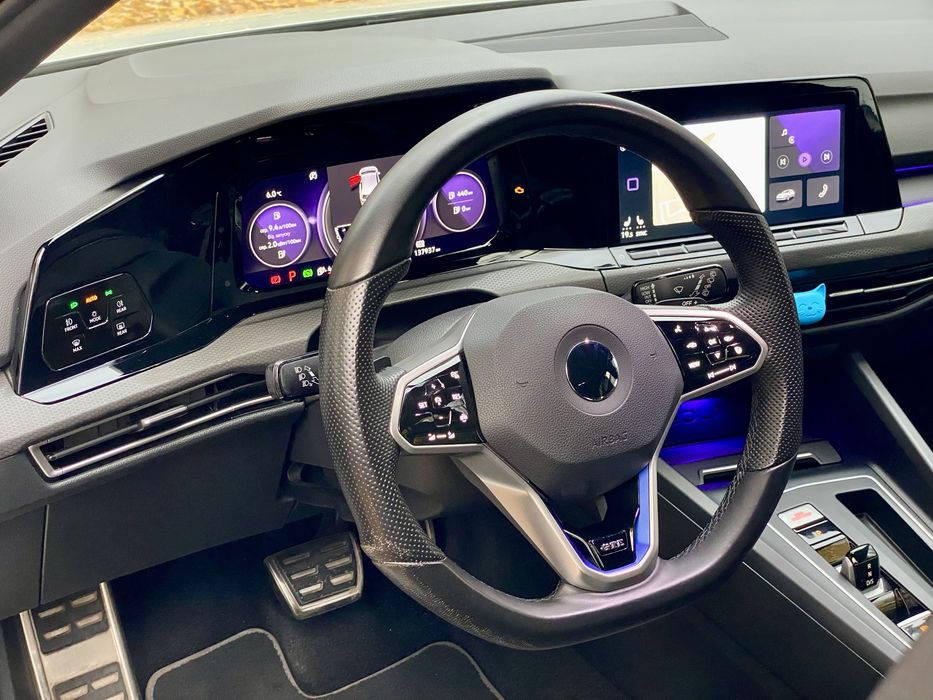 VW GOLF 8 GTE Плагін-Гібрид