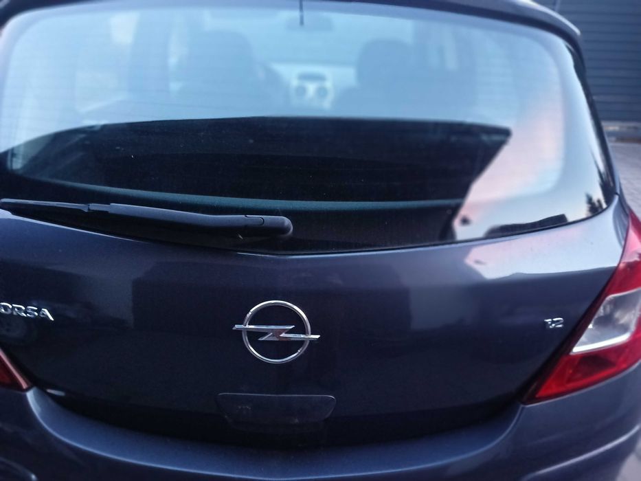 opel corsa d 1.2 benzyna 2007r samochód na części lub w całości