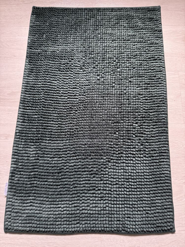 Dywanik łazienkowy 80 cm na 50 cm zielony