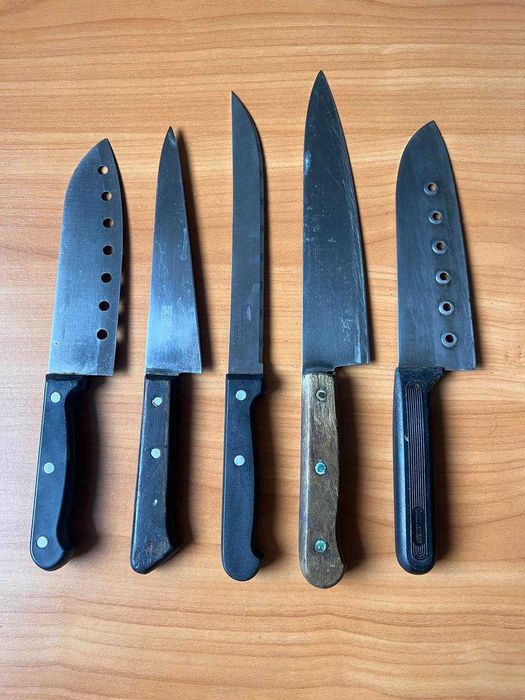 Набор из 5 кухонных ножей привезенных из Японии.