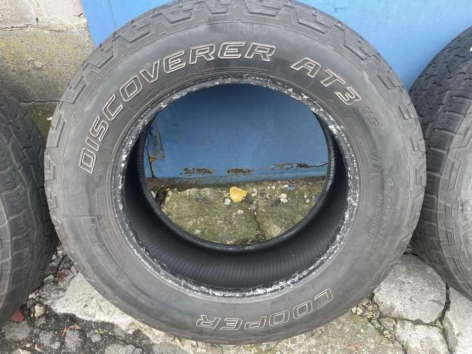 Продам гуму 265/60 R18 в гарному стані, залишок 5 мм. Рік випуску 2020