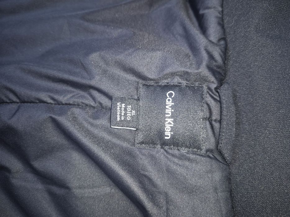 Орыгинальный пуховик Calvin Klein