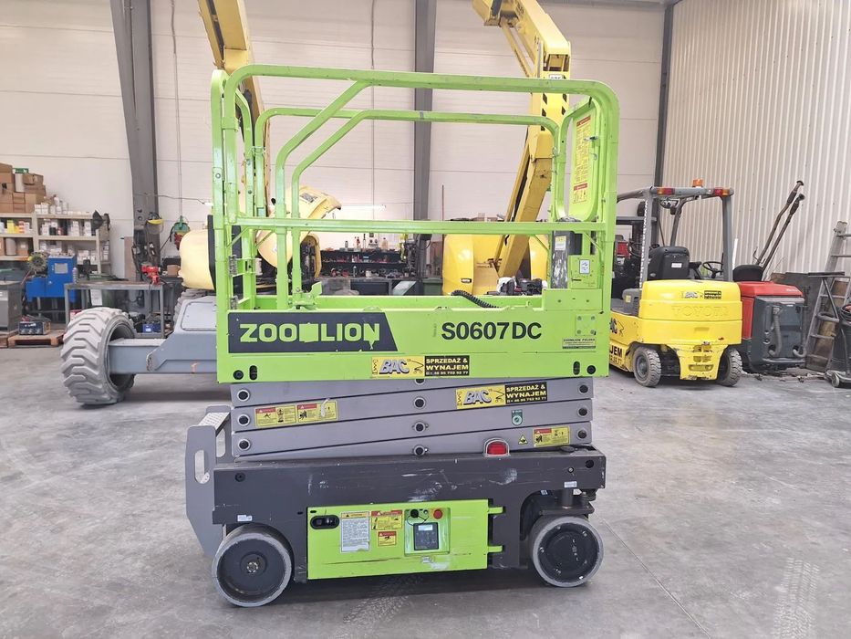 Zoomlion ZS0607DC  Podnośnik, zwyżka nożycowy Zoomlion 7,8m Okazja. Cena netto 24 tys UDT