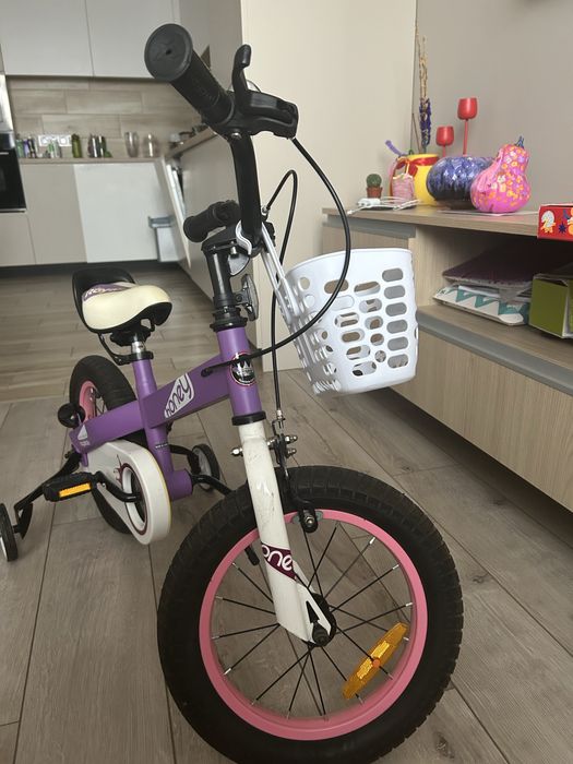 4-колісний велосипед для дівчинки
