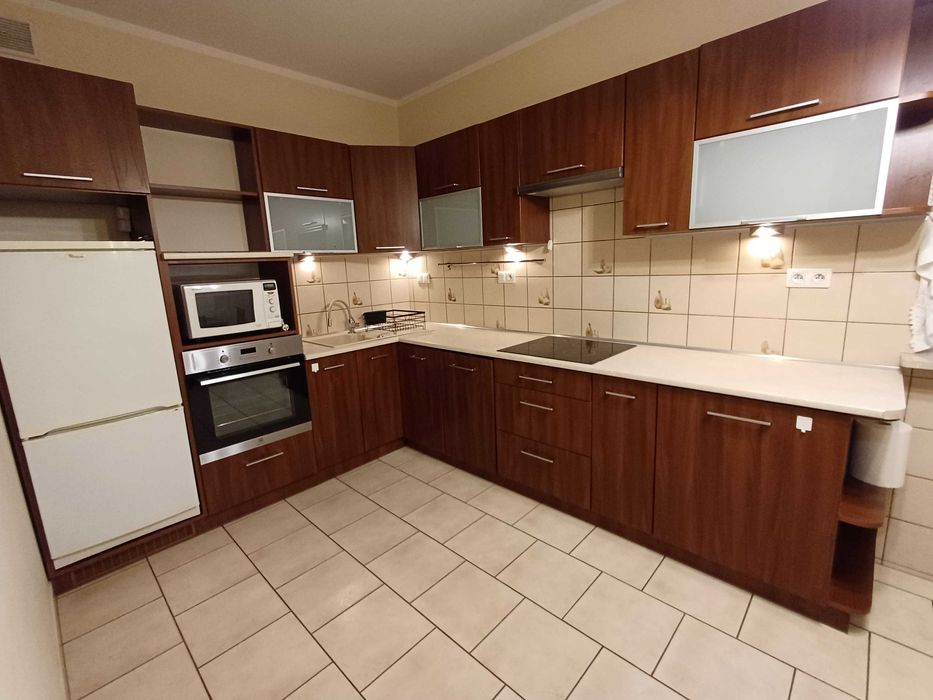 Wynajmę 2 pokojowe mieszkanie  57 m2  z miejscem postojowym RUDNIK
