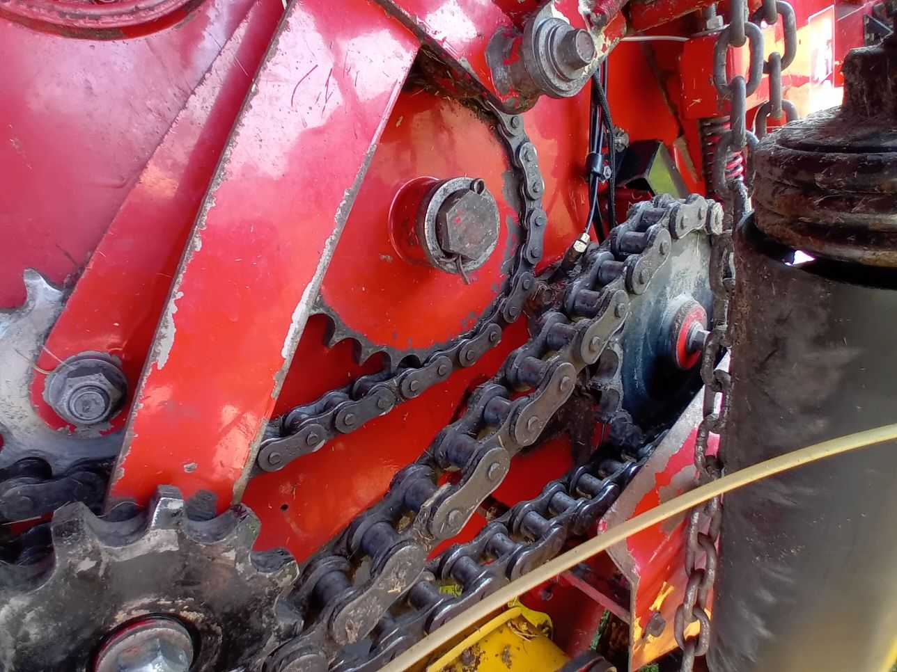 New holland 654 na części  podbieracz walce komputer