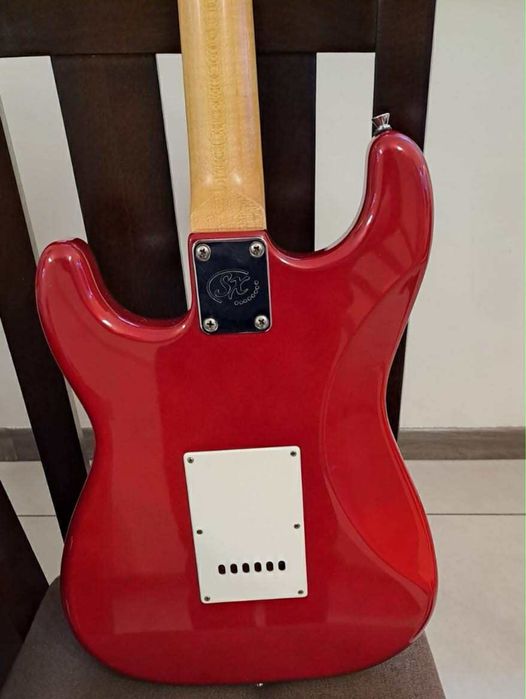 Gitara elektryczna ze wzmacniaczem