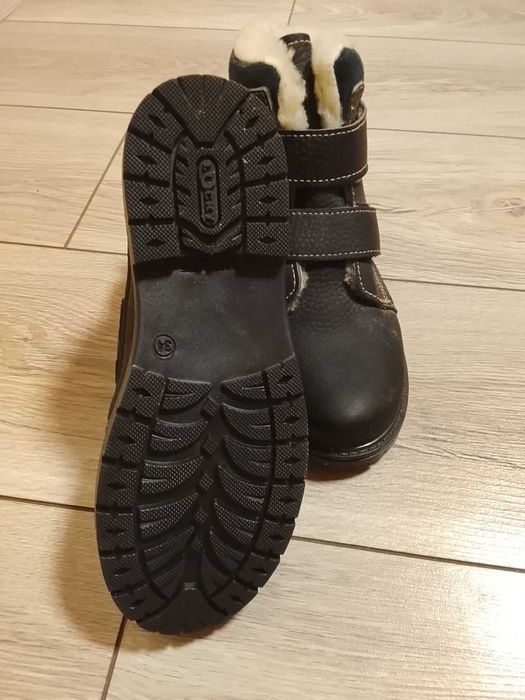 Зимові черевики на хлопчика 34 розмір