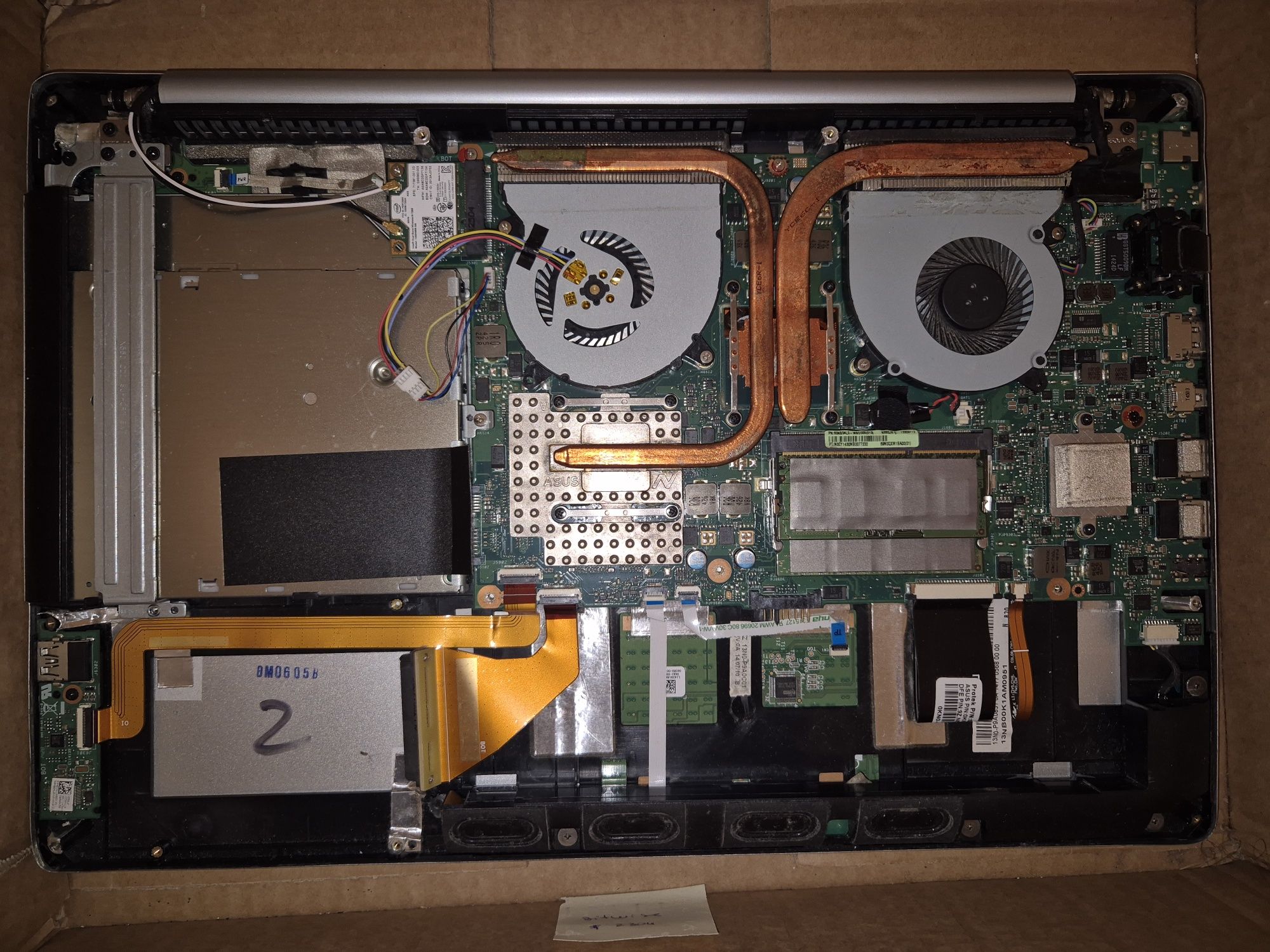 PC ASUS várias peças