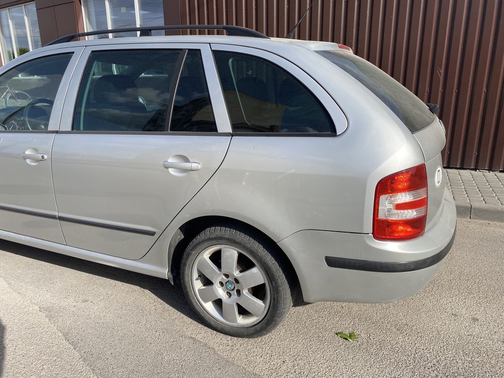 Продам автомобіль Skoda Fabia 2007р.