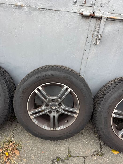 R16 Kia Sportage Sorento IX35 215 70 R16
