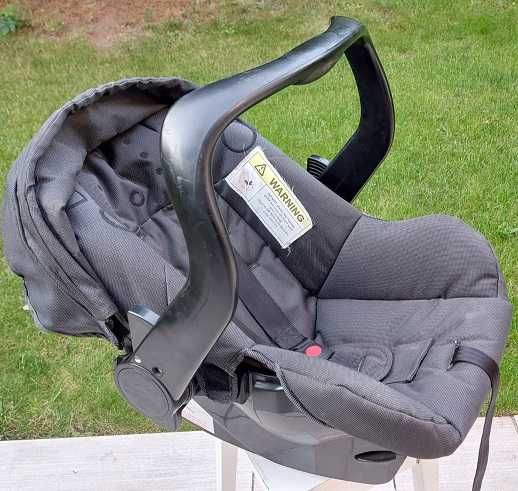 Wózek spacerowy  Mothercare  z fotelikiem samochodowym jak Graco