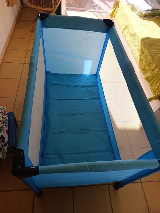 Cama de bebê Zippy