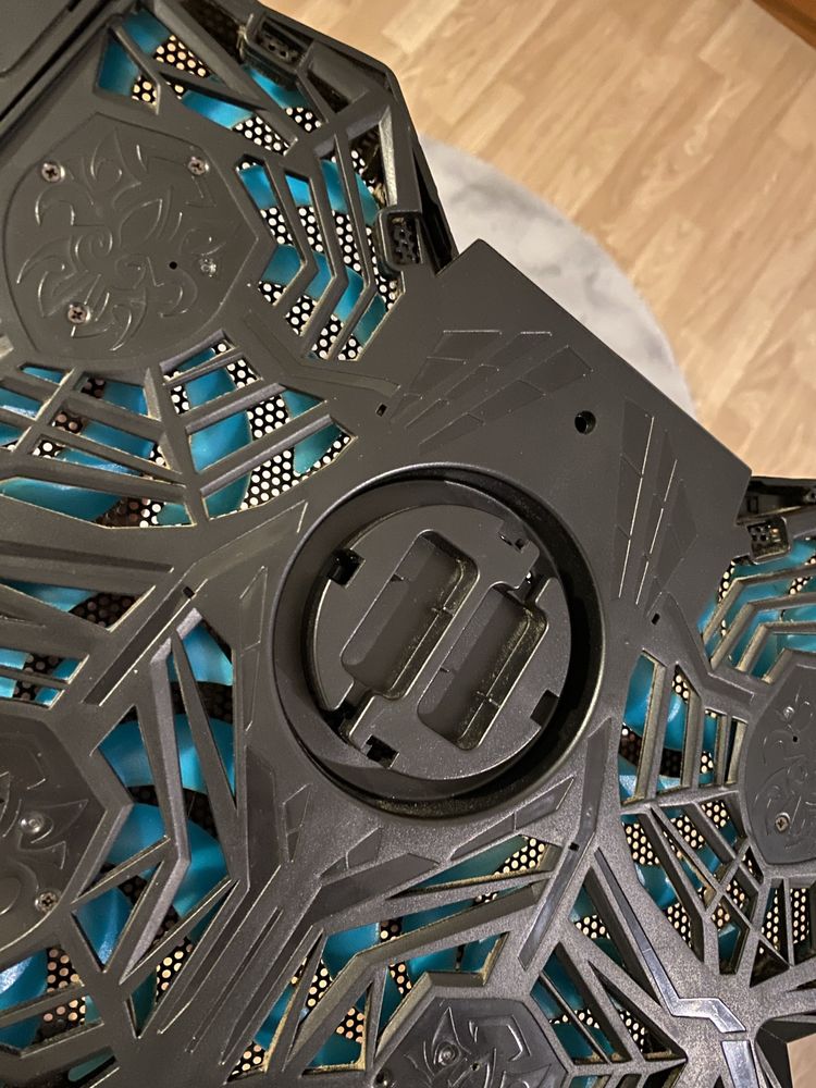 Suporte com Ventoinhas para PC