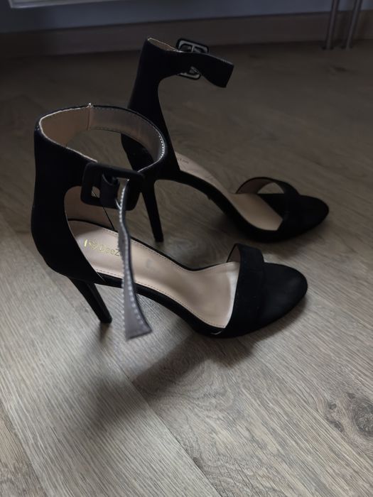 Sandałki Deezee rozm. 40