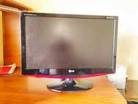 Монітор LG  M227WD-PZ Glossy Black