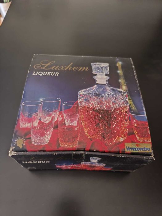 Serviço de Licor de 7 peças Rocco