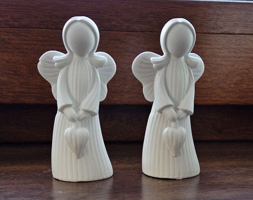 Aniołek z gipsu anioł gipsowy wysokość 9 cm