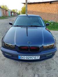 Продам BMW  2000 року випуску