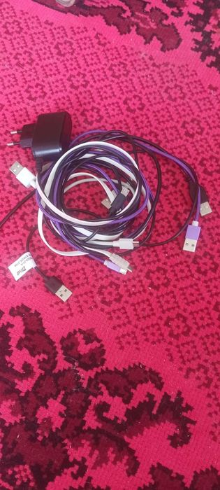 кабель зарядний до телефона