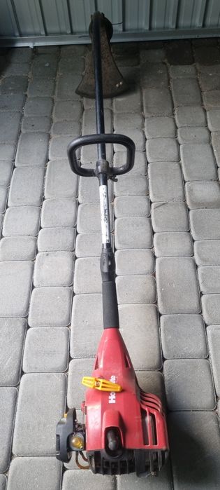 Podkoszarka kosiarka spalinowa lekko uszkodzona