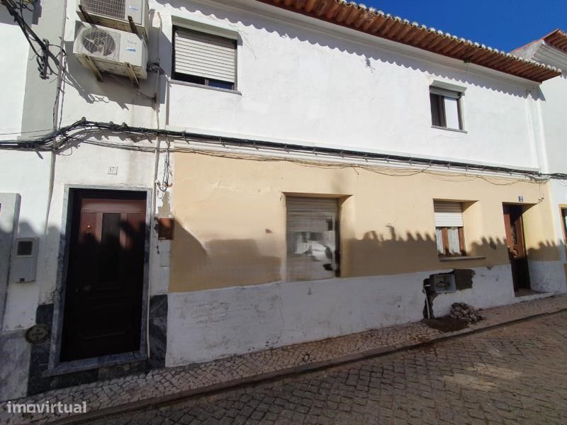 Apartamento T3 no Centro da Cidade de Moura