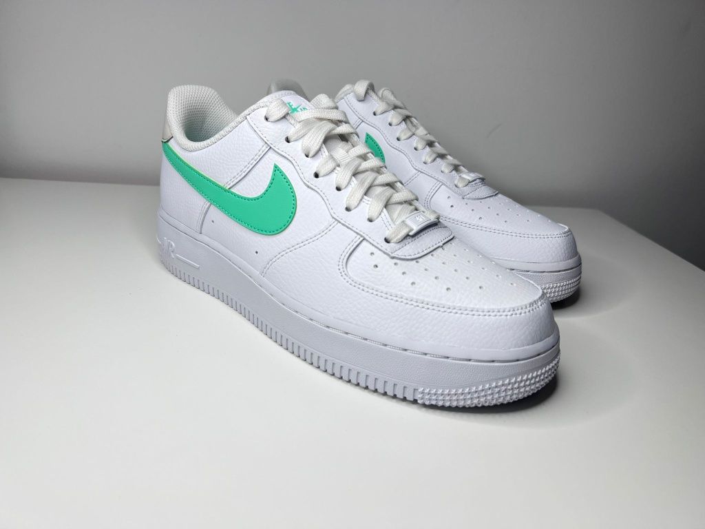 WMNS Nike Air Force 1 '07