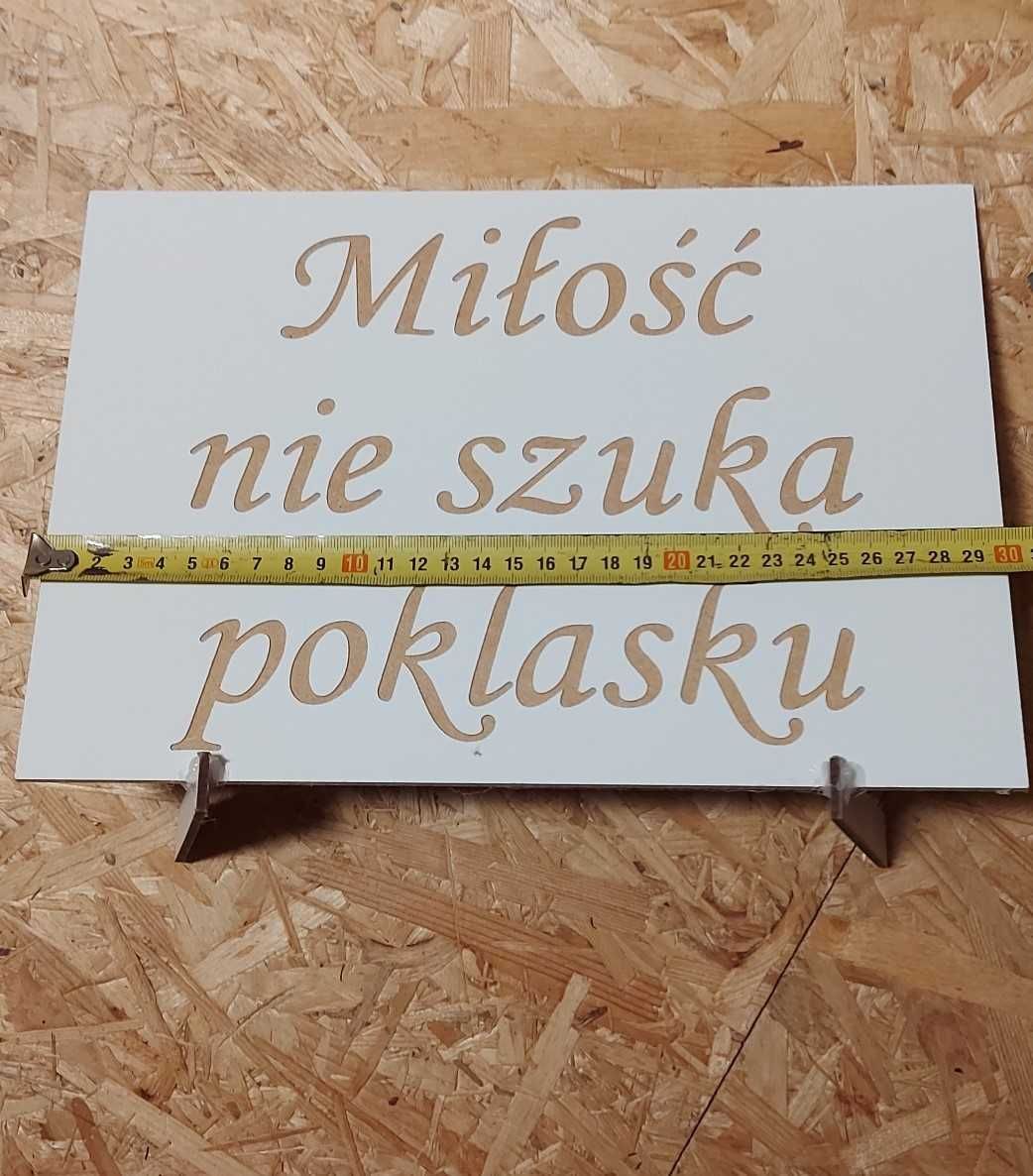 Cytaty na deskach Hymn do Miłości, na uroczystości, ślub, rocznica
