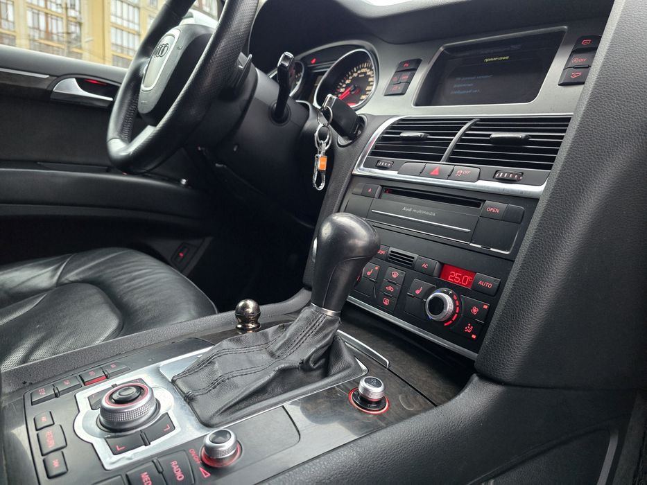 Продам Audi Q7 3.0 TDI Quattro 2010 рік Рестайлінг