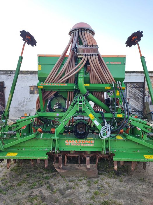 Amazone Zestaw uprawowo siewny AD-P 303 Siewnik D9 Rotec Talerzowy