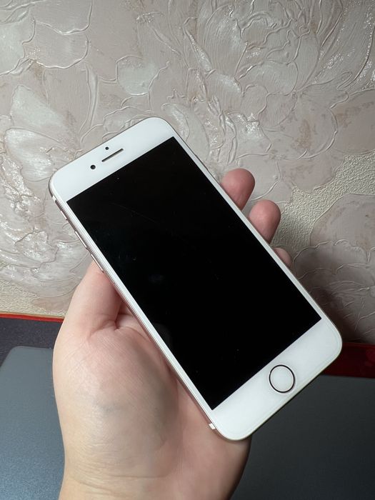 Продам iPhone 7 Rose