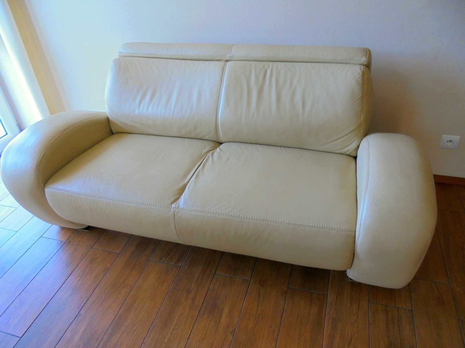 Sofa skórzana ETAP Rosso z zagłówkiem, skóra naturalna w kolorze ecru