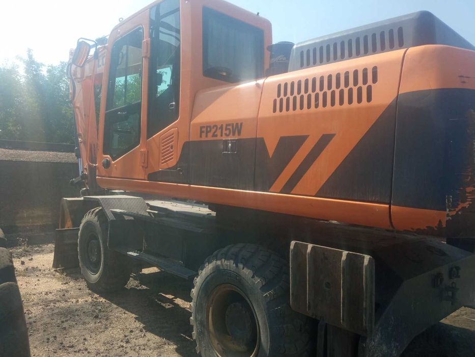 Екскаватор LOVOL  FP 215 W, 2021 р.