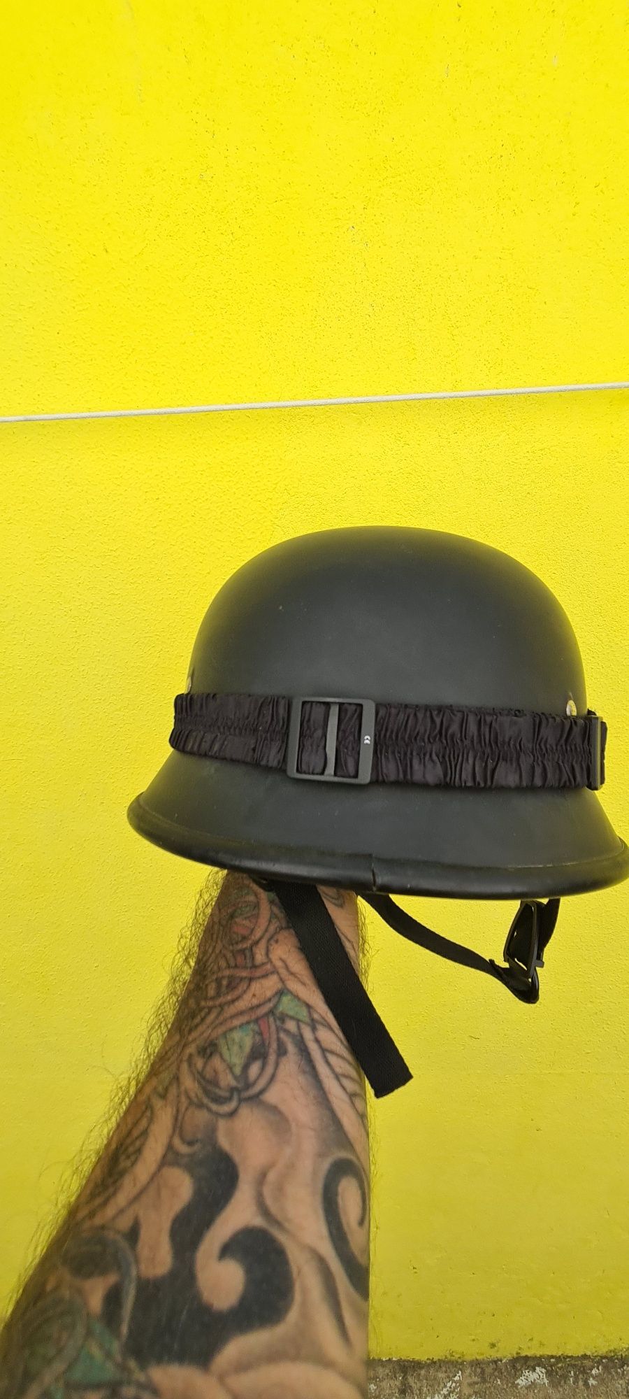 Capacete com óculos