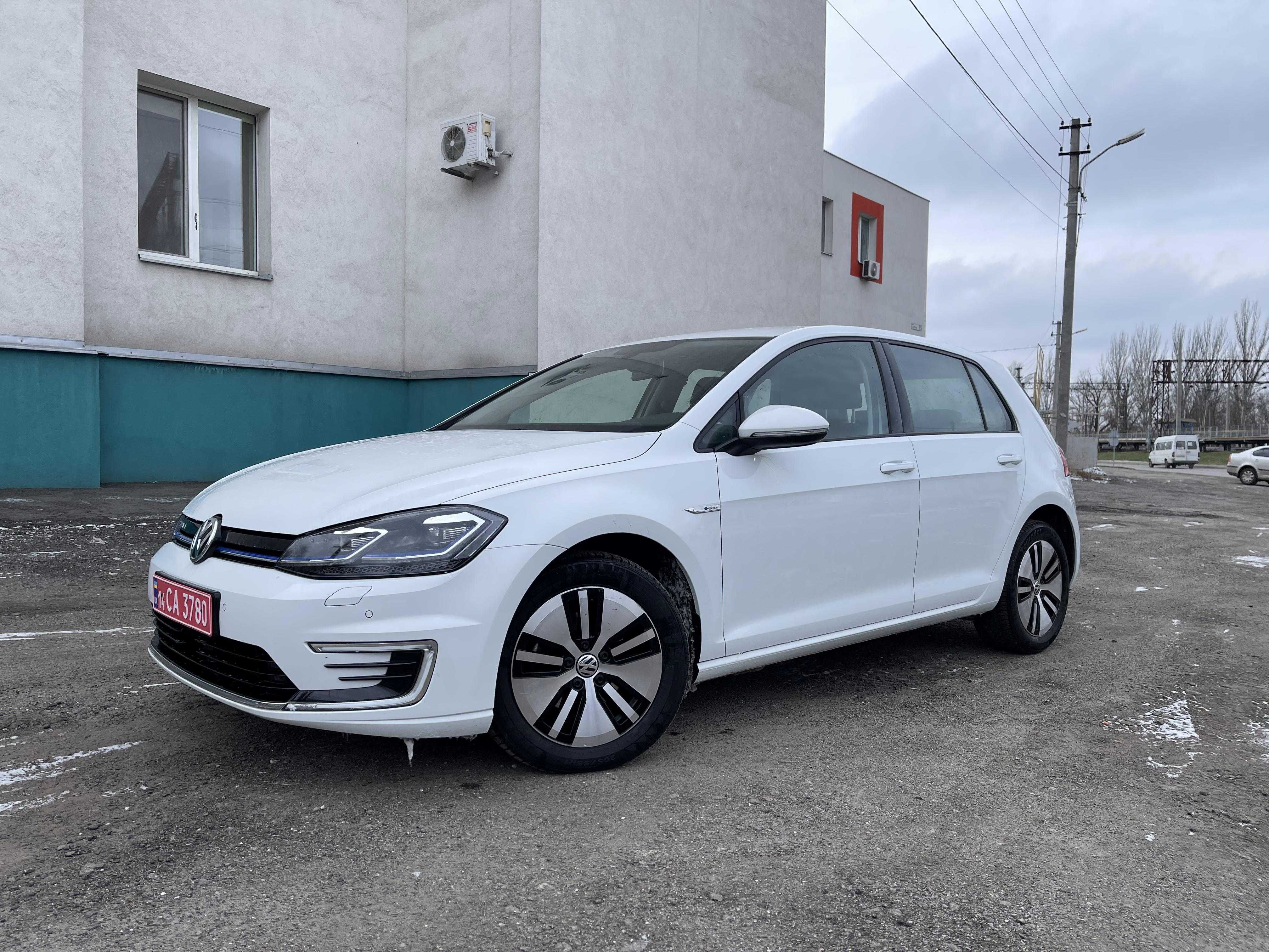 Авто Volkswagen e golf 2020