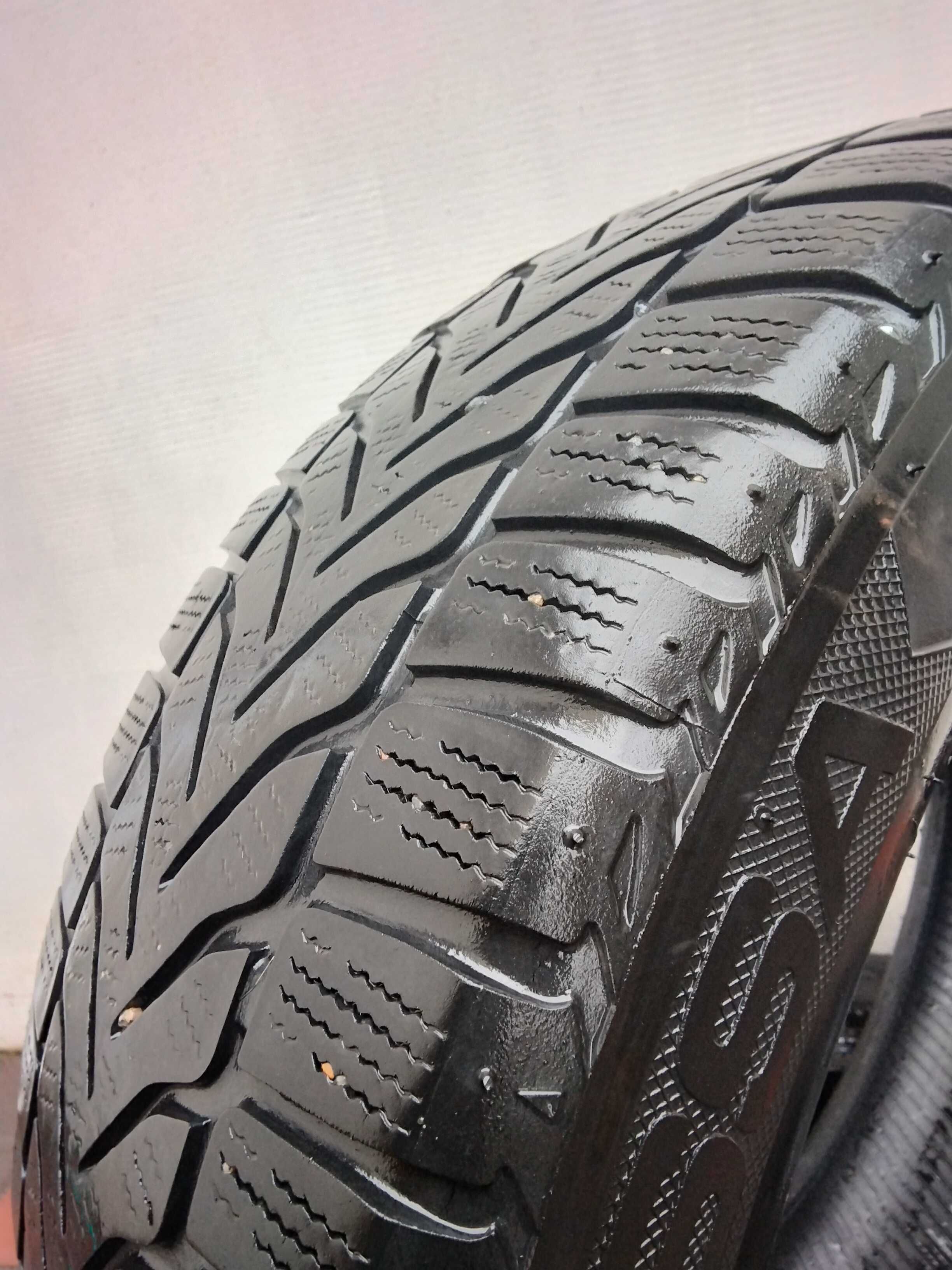 Автошини зимові Lassa 185/65 R15