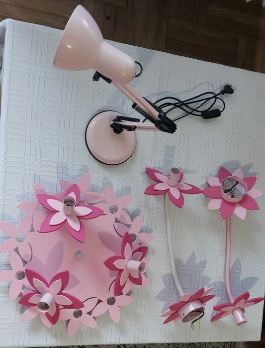 Komplet: lampa/plafon okrągły + dwa kinkiety + lampka biurkowa
