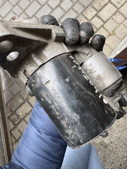 Стартер Volkswagen Caddy, Golf 5, Jetta 2.0 бензин код 001120410