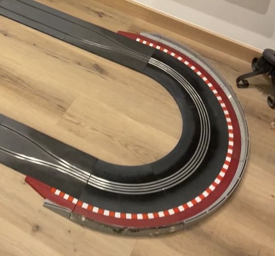 Pistas Completas com Acessorios e Decoracao